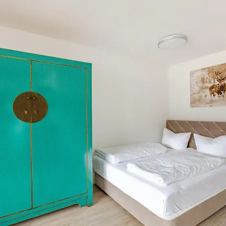 Simplistic In With Garden * Winterberg