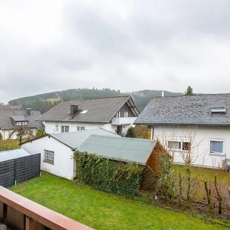 Appartement Simplistic In With Garden